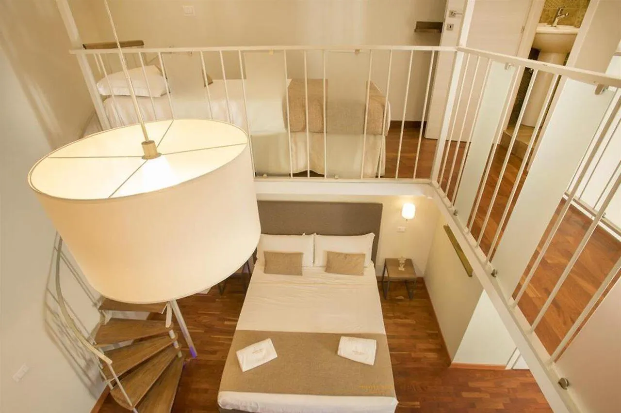 B&B Palazzo Depretis Naples 3*,